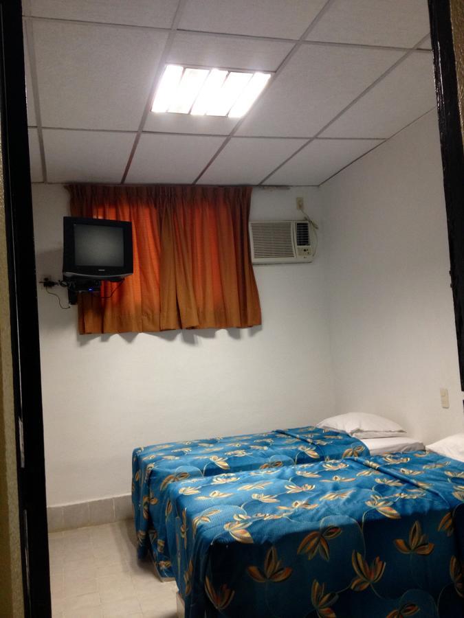 Hotel Moreno Coatzacoalcos Quarto foto